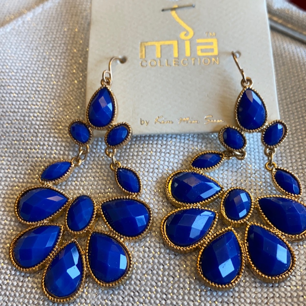 Lapis-blue Statement Earrings in Gold-tone